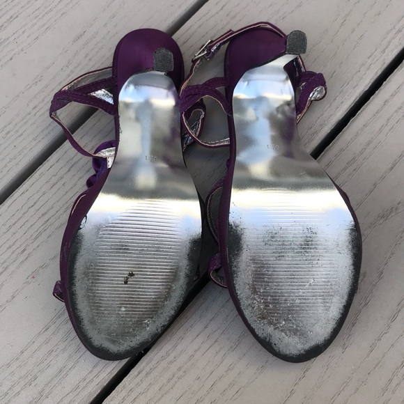 Heels - Picture 7 of 8